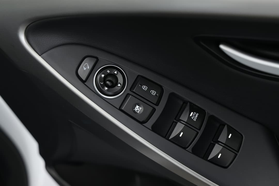 2016 Hyundai i30 Active X, Automatic, 63391 km, Drivers Side Door Panel Controls