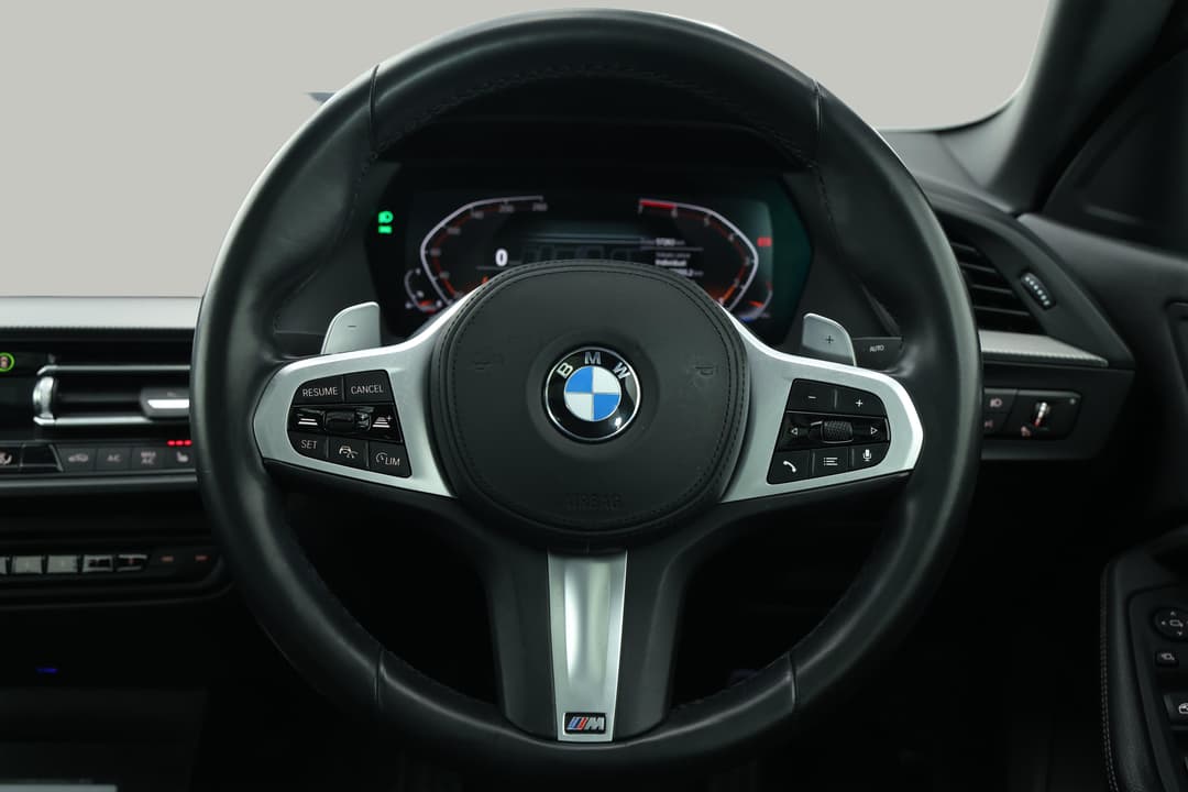2021 BMW 2 20i M Sport Gran Coupe, Automatic, 57263 km, Steering Wheel Close-up