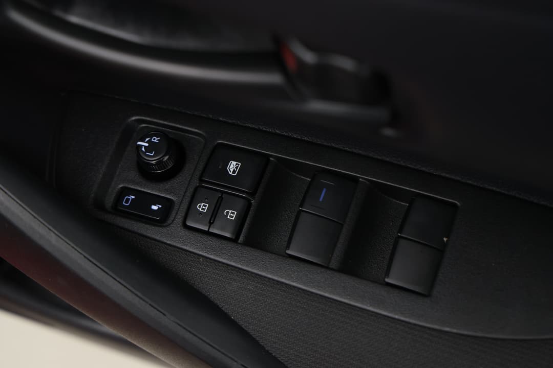 2021 Toyota Corolla Ascent Sport, Automatic, 30155 km, Drivers Side Door Panel Controls