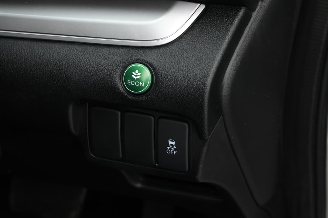 2016 Honda CR-V Vti (4x2), Automatic, 99182 km, Utility Switches/Buttons