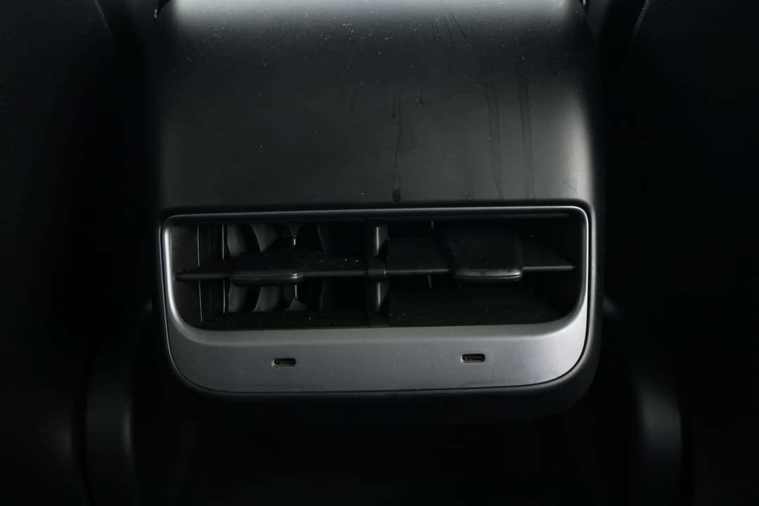 2023 Tesla Model Y Long Range, Automatic, 54935 km, Rear A/C Vent