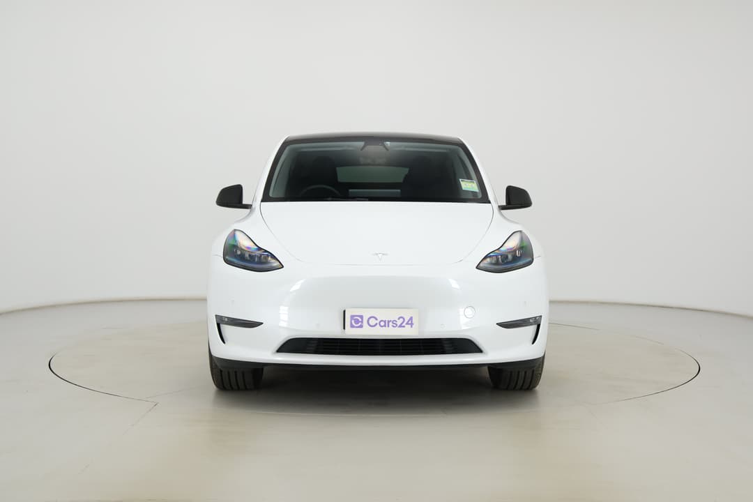 2023 Tesla Model Y Long Range, Automatic, 54935 km, Front View