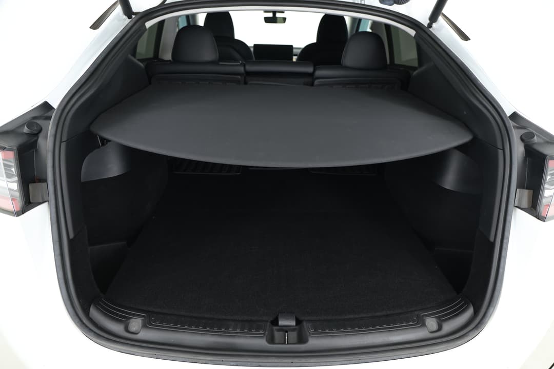 2023 Tesla Model Y Long Range, Automatic, 54935 km, Boot Inside View