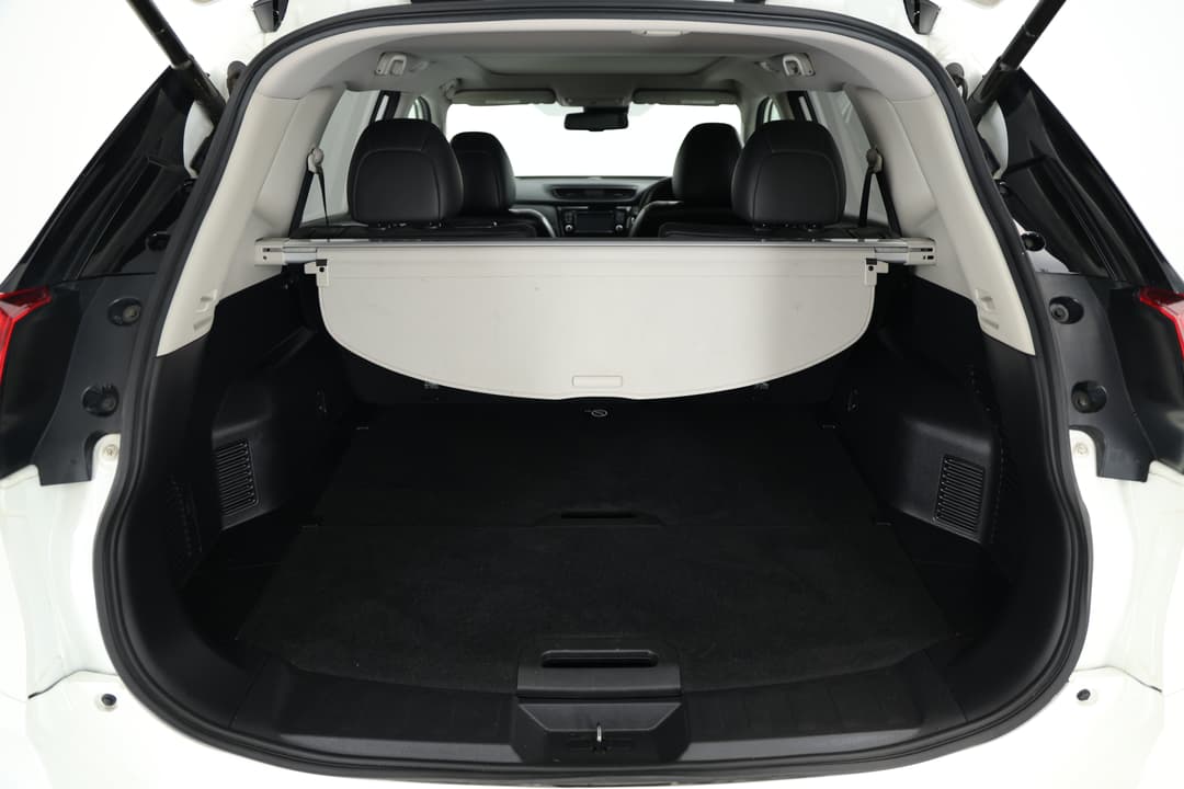 2018 Nissan X-trail Ti (4WD), Automatic, 57743 km, Boot Inside View