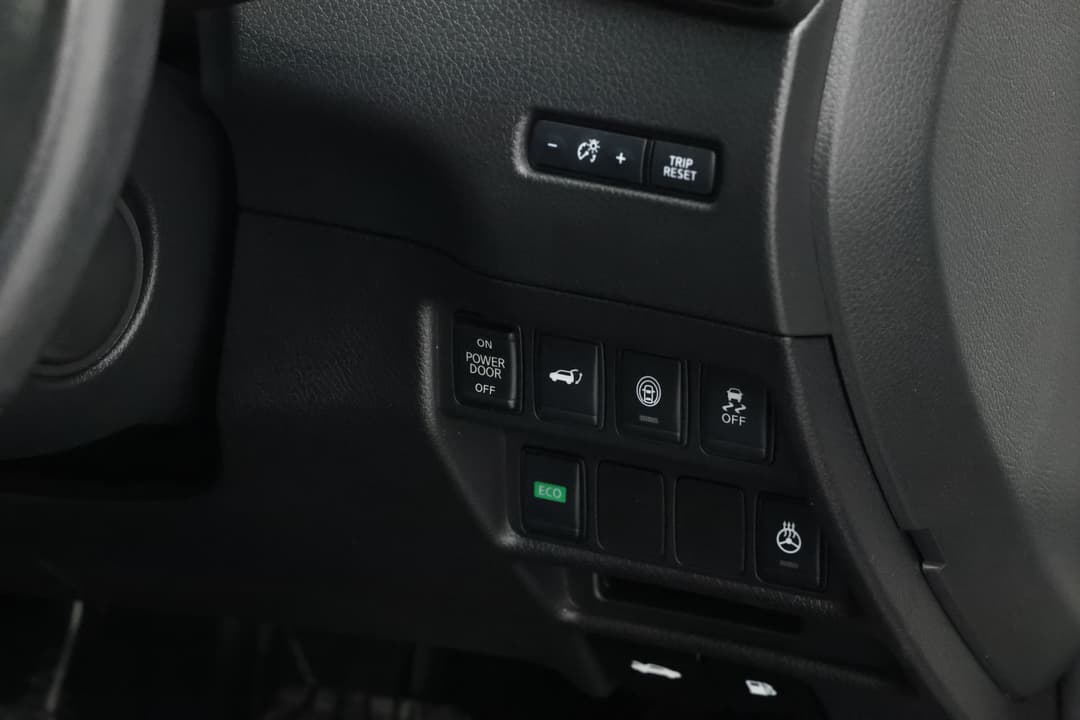 2018 Nissan X-trail Ti (4WD), Automatic, 57743 km, Utility Switches/Buttons
