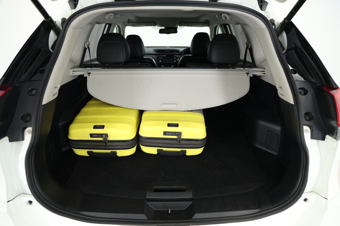 2018 Nissan X-trail Ti (4WD), Automatic, 57743 km, Boot Inside View with Luggage