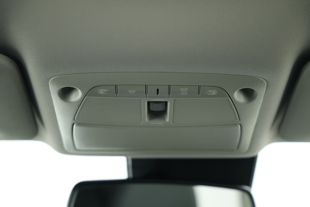 2018 Nissan X-trail Ti (4WD), Automatic, 57743 km, On-Roof Controls/Sunglass holder