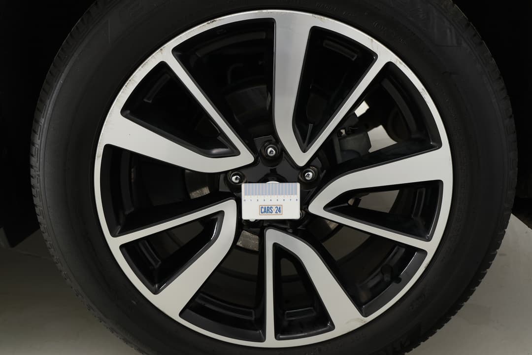 2018 Nissan X-trail Ti (4WD), Automatic, 57743 km, Wheels Rim Front RHS Gutter Rash