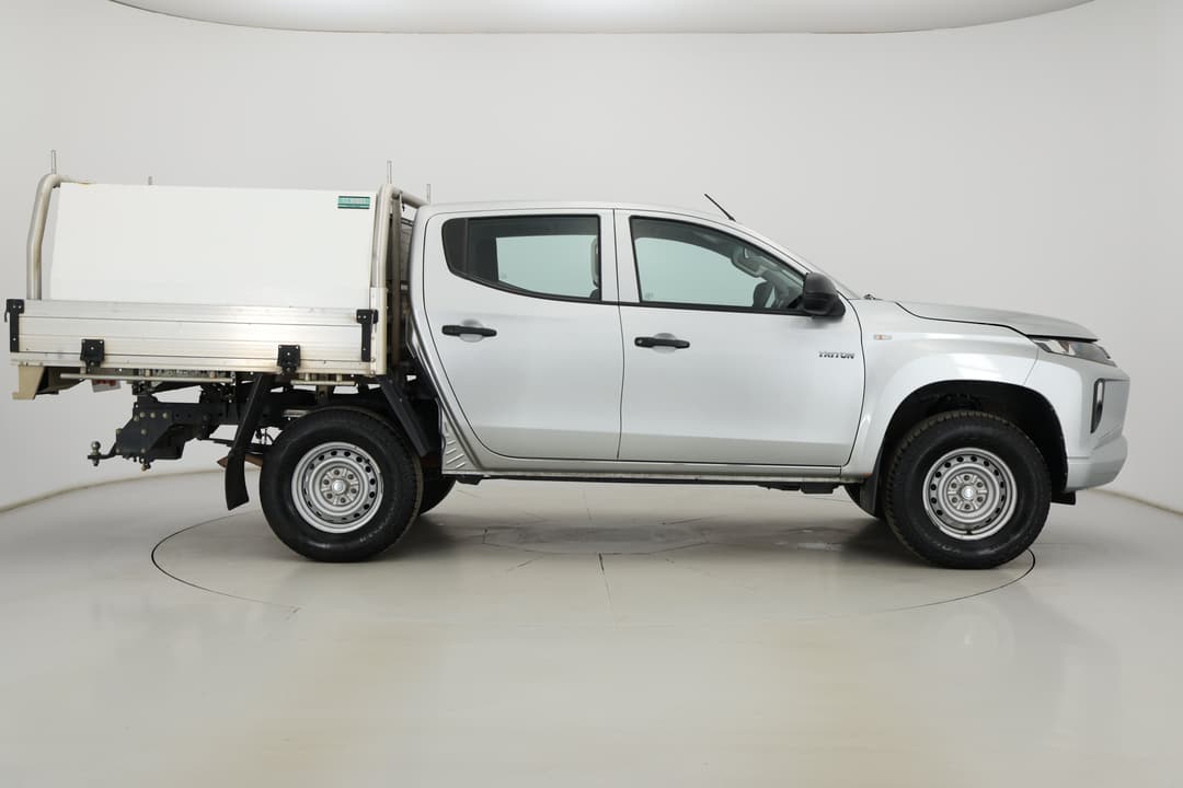 2020 Mitsubishi Triton Glx (4x4), Manual, 154745 km, Right Side View