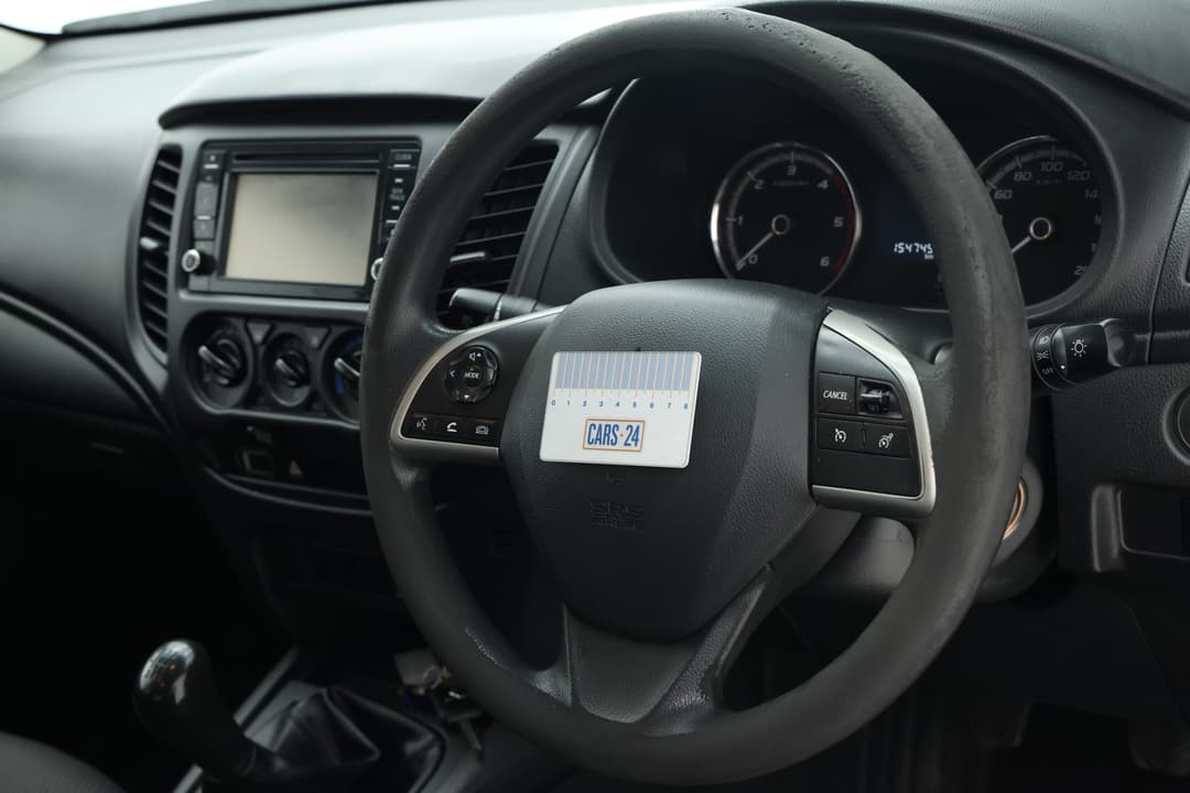 2020 Mitsubishi Triton Glx (4x4), Manual, 154745 km, Steering Wheel Body Wear