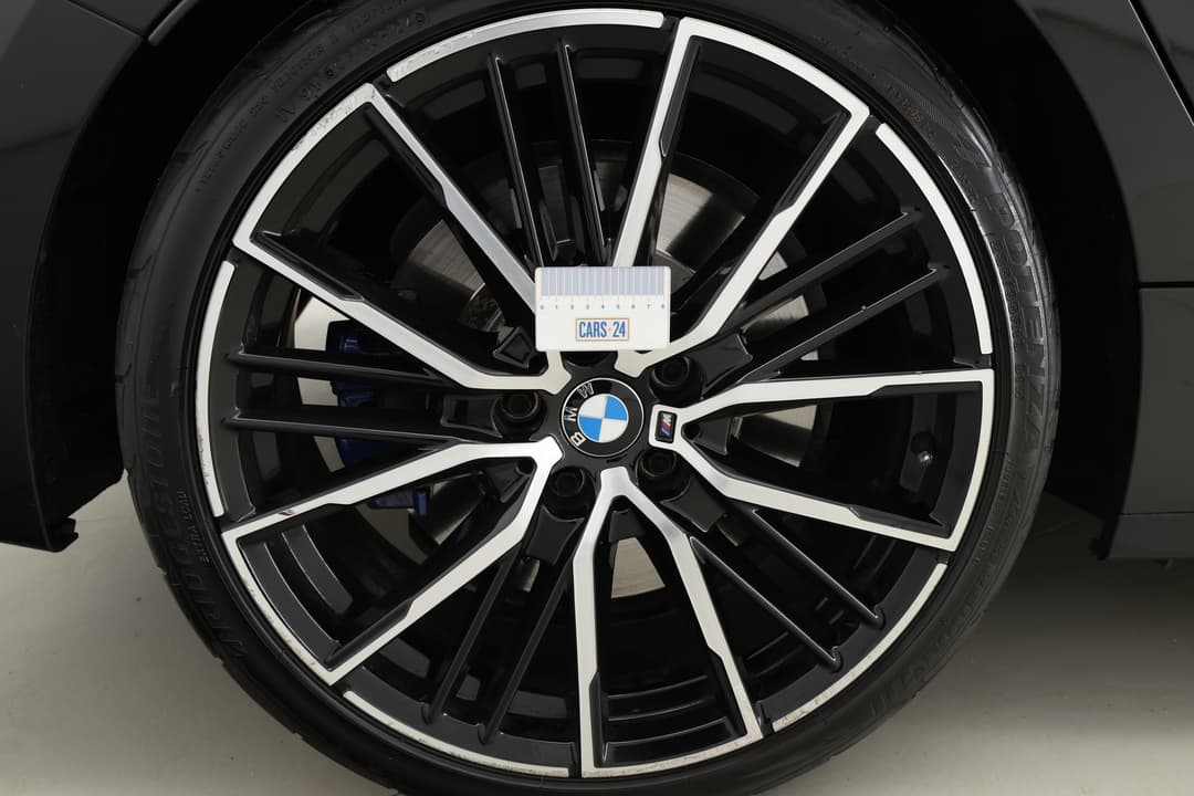 2021 BMW 1 M135i xDrive, Automatic, 56892 km, Wheels Rim Rear RHS Gutter Rash