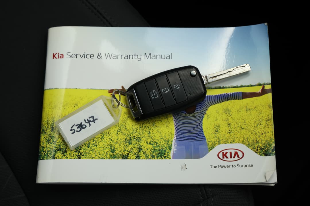 2016 Kia Rio S, Automatic, 120023 km, Key Close-up