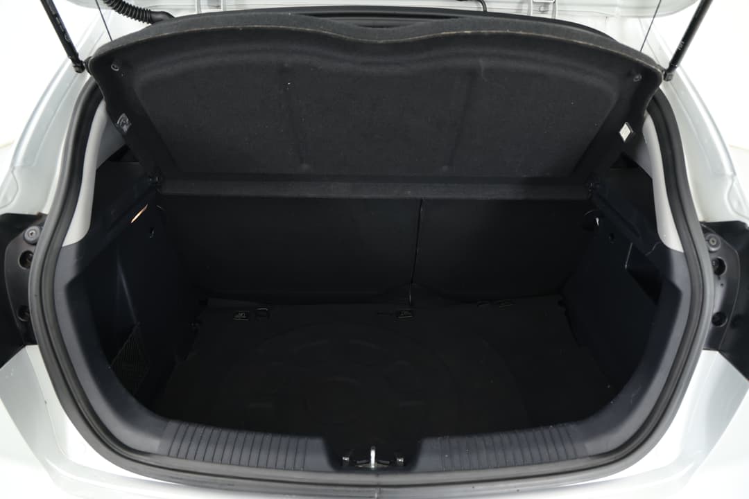 2016 Kia Rio S, Automatic, 120023 km, Boot Inside View