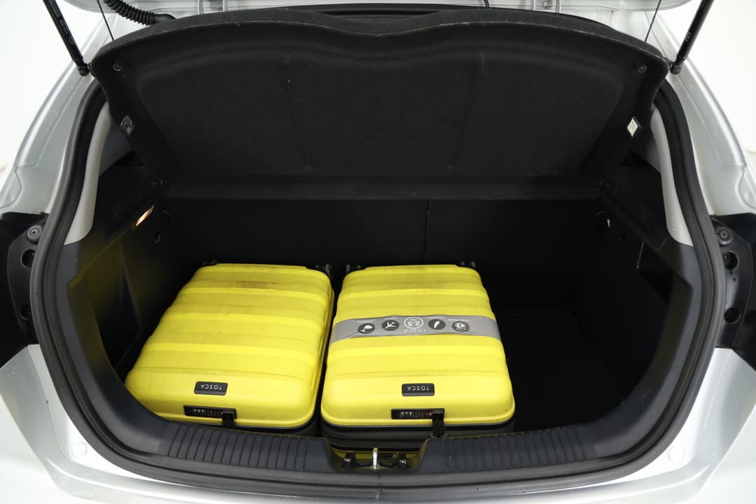 2016 Kia Rio S, Automatic, 120023 km, Boot Inside View with Luggage