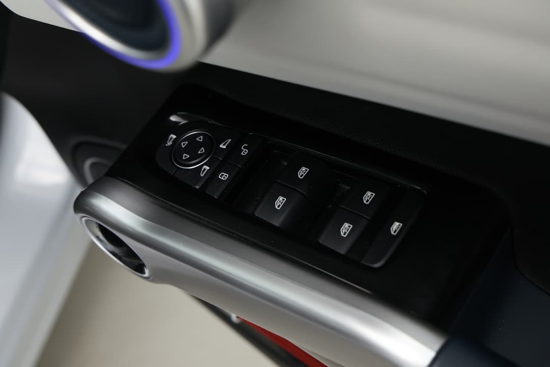 2023 Byd Atto 3 Extended Range, Automatic, 50115 km, Drivers Side Door Panel Controls