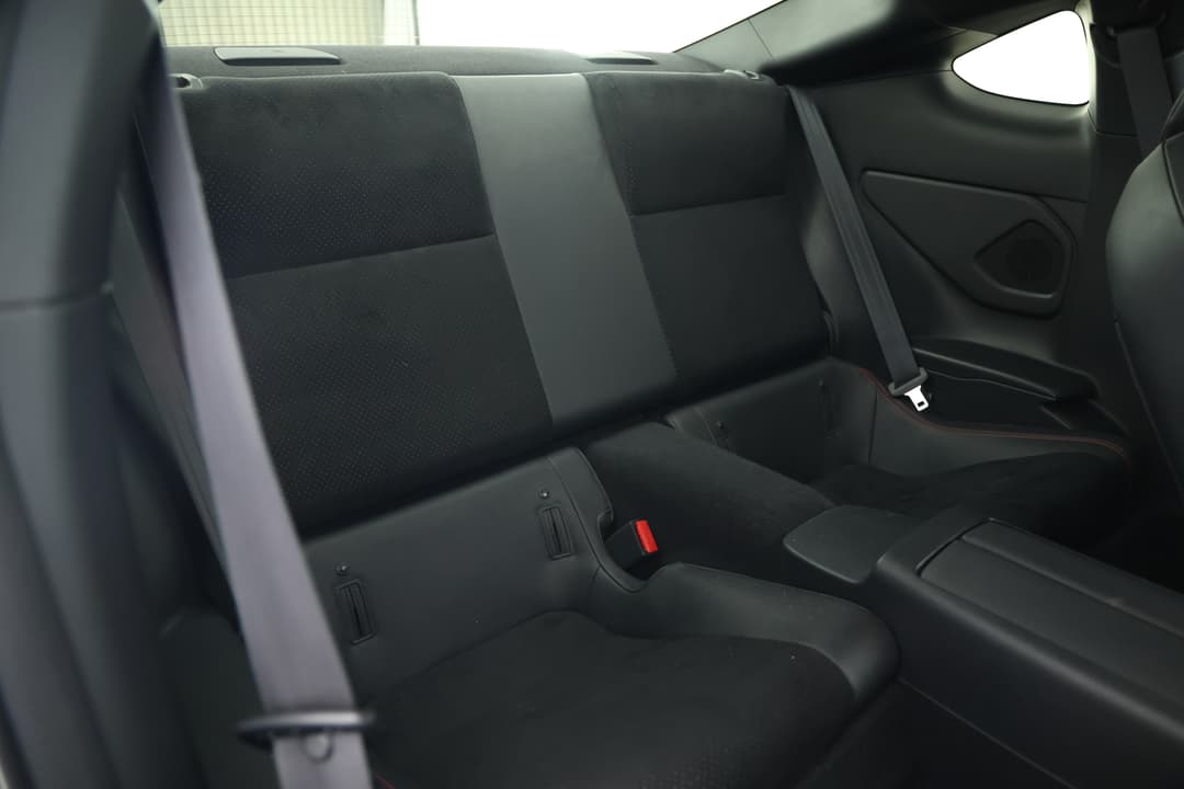 2023 Subaru Brz S, Manual, 37068 km, Right Side Rear Door Cabin View