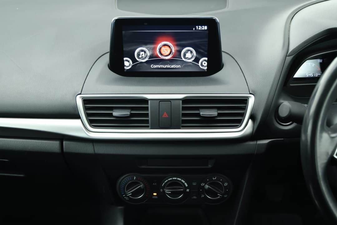 2016 Mazda 3 Maxx, Manual, 54513 km, Center Console