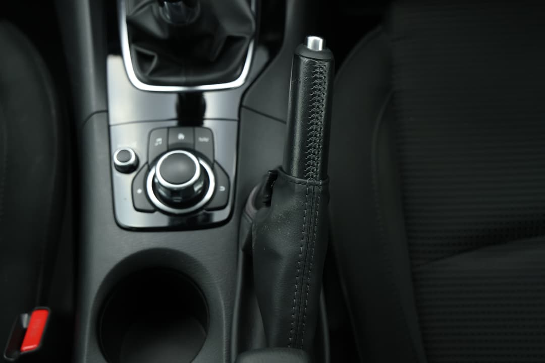 2016 Mazda 3 Maxx, Manual, 54513 km, Handbrake
