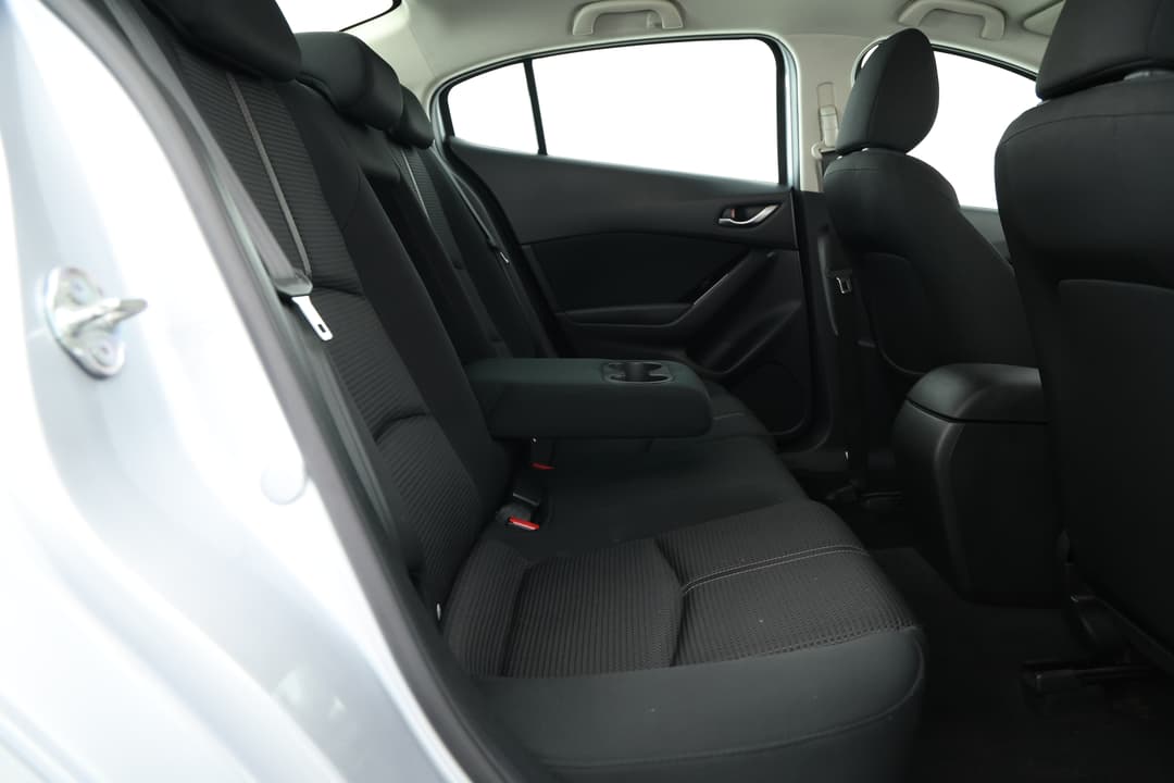 2016 Mazda 3 Maxx, Manual, 54513 km, Right Side Rear Door Cabin View
