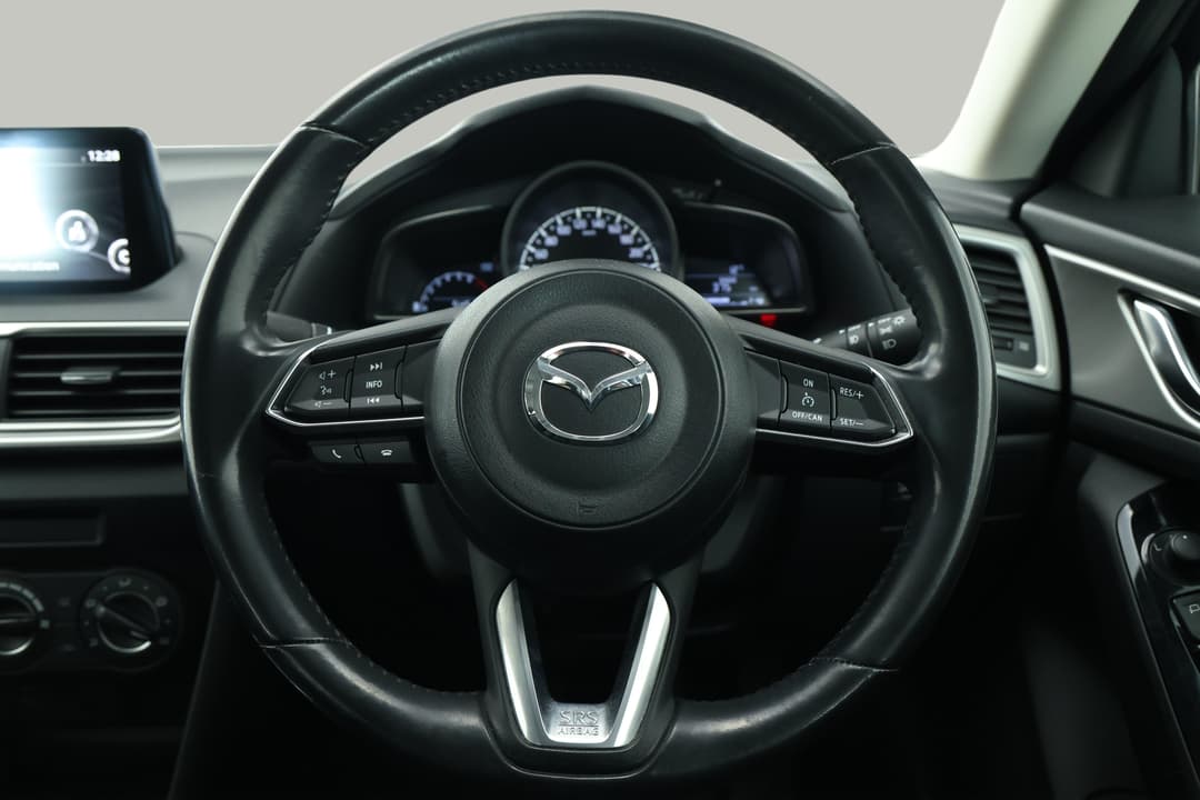 2016 Mazda 3 Maxx, Manual, 54513 km, Steering Wheel Close-up