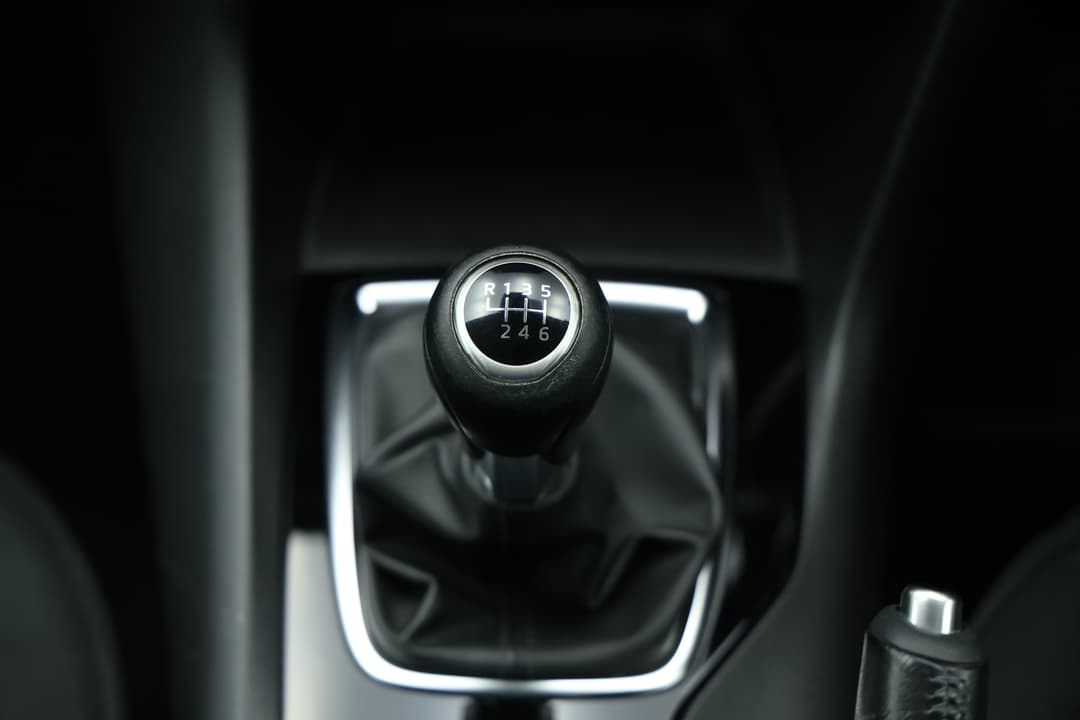 2016 Mazda 3 Maxx, Manual, 54513 km, Gear Lever 