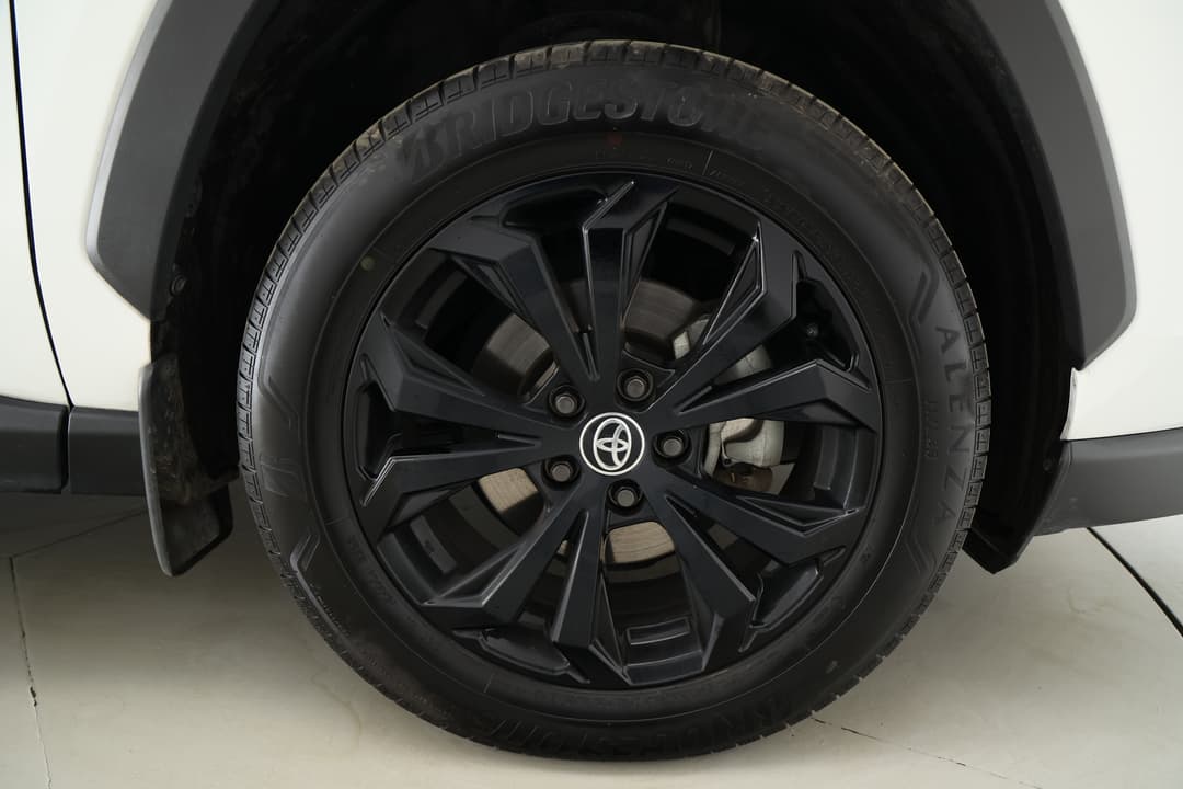 2023 Toyota RAV4 Cruiser (AWD) Hybrid, Automatic, 39075 km, Right Front Wheel