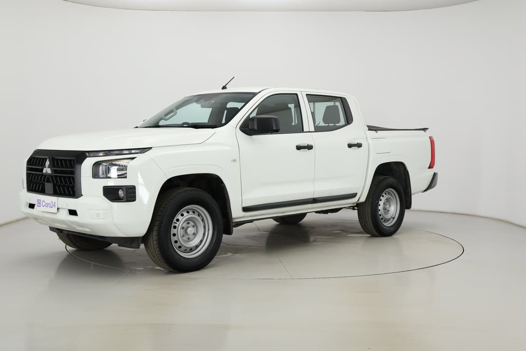 2024 Mitsubishi Triton Glx (4x2), Automatic, 55917 km, Left Front Diagonal (45- Degree) View