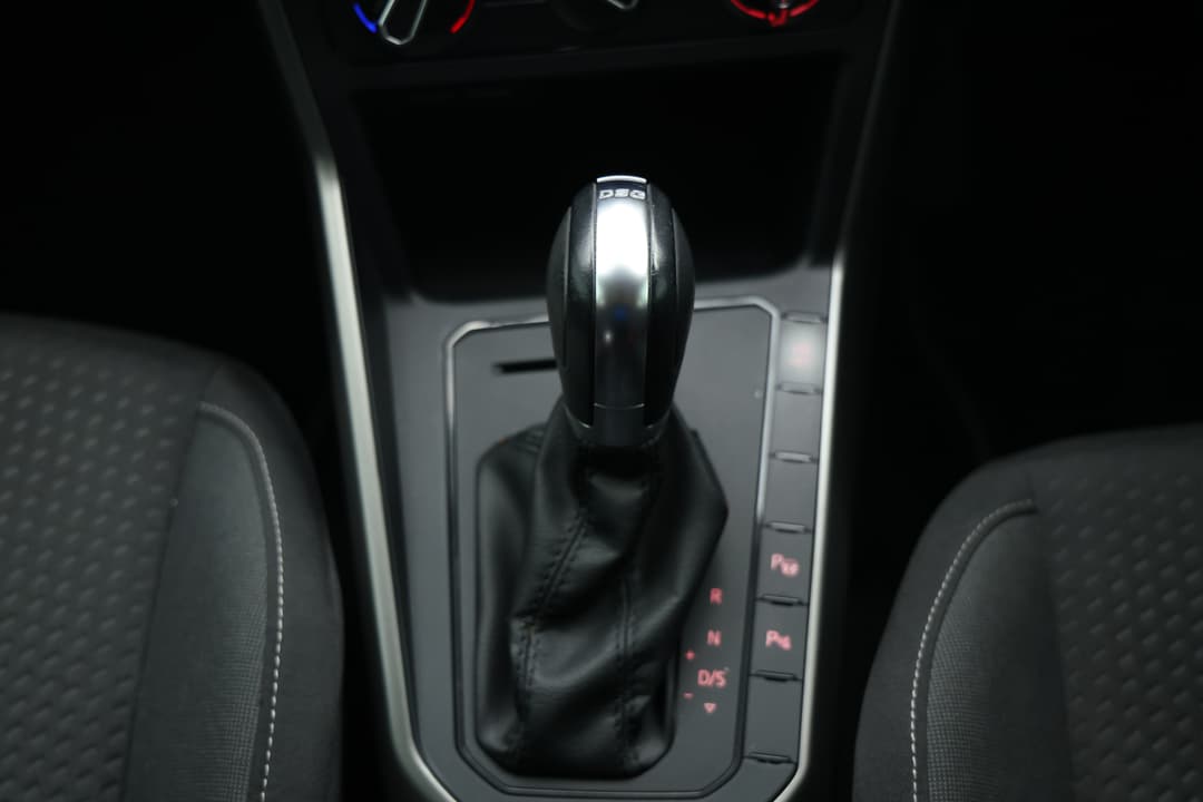 2019 Volkswagen Polo 85tsi Comfortline, Automatic, 48647 km, Gear Lever 
