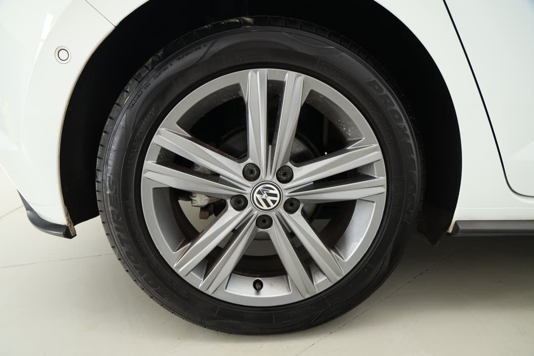 2019 Volkswagen Polo 85tsi Comfortline, Automatic, 48647 km, Right Rear Wheel
