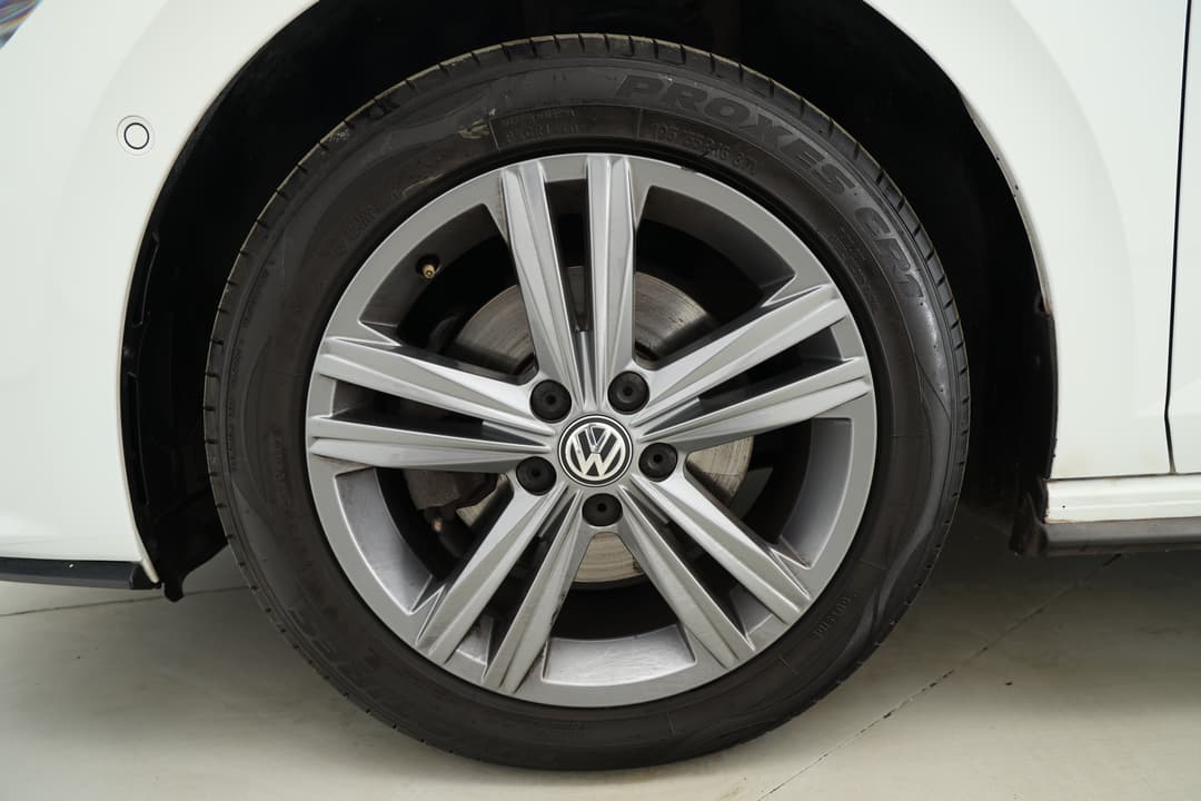 2019 Volkswagen Polo 85tsi Comfortline, Automatic, 48647 km, Left Front Wheel