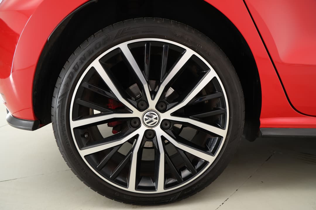 2017 Volkswagen Polo Gti, Automatic, 105592 km, Right Rear Wheel