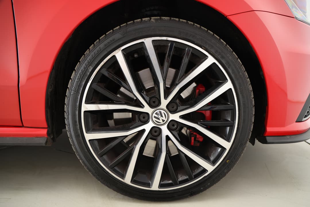 2017 Volkswagen Polo Gti, Automatic, 105592 km, Right Front Wheel
