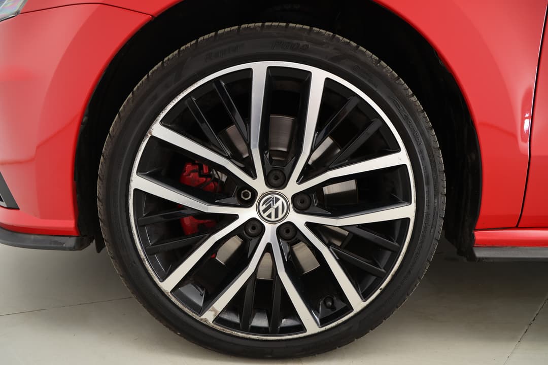2017 Volkswagen Polo Gti, Automatic, 105592 km, Left Front Wheel