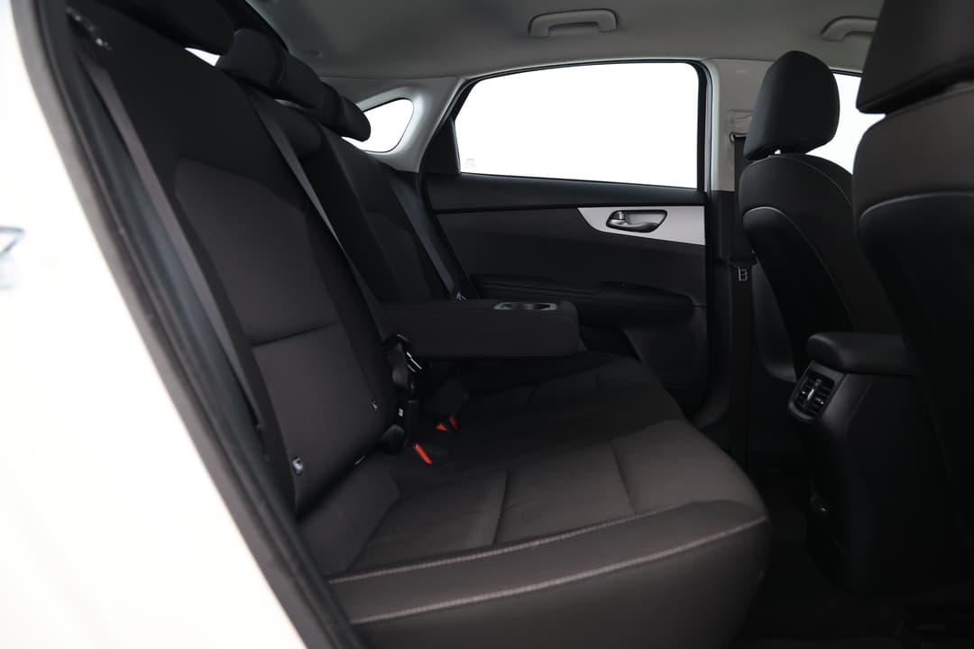 2021 Kia Cerato S, Automatic, 44027 km, Right Side Rear Door Cabin View