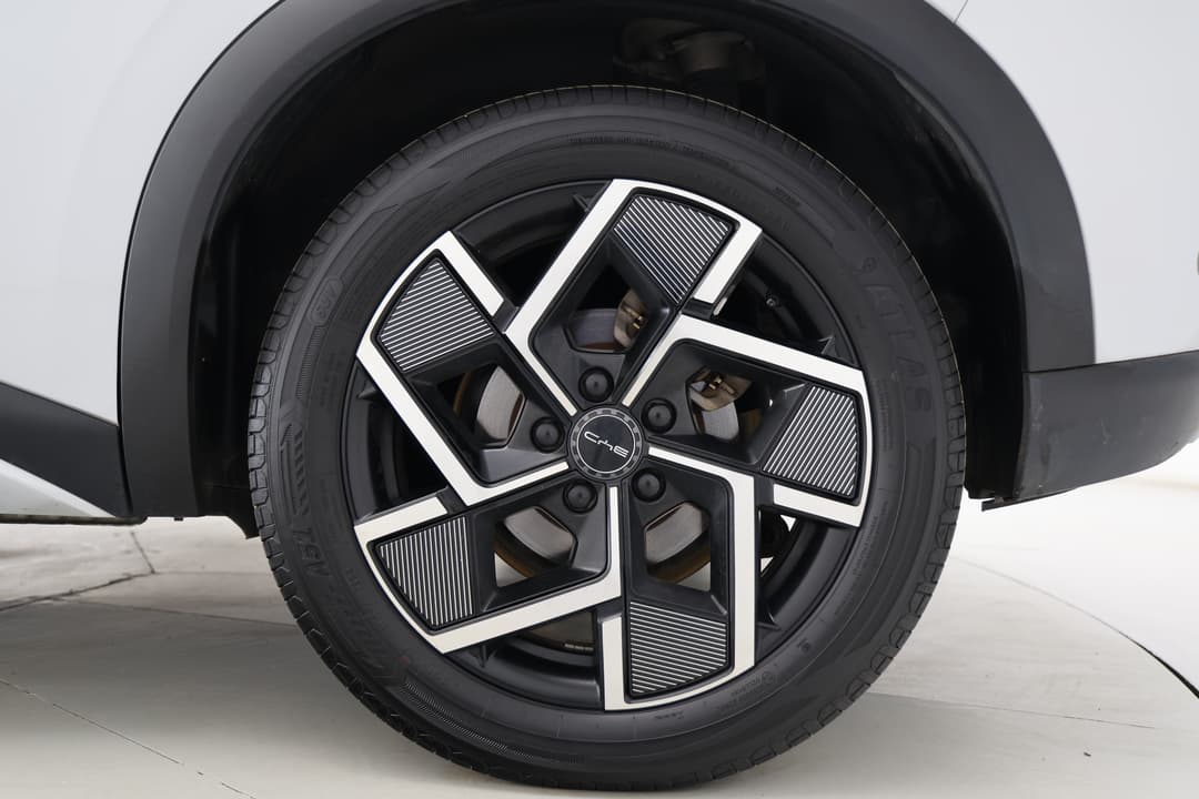 2023 Byd Atto 3 Extended Range, Automatic, 65782 km, Left Rear Wheel