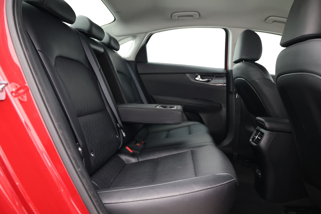 2022 Kia Cerato Sport+, Automatic, 62344 km, Right Side Rear Door Cabin View