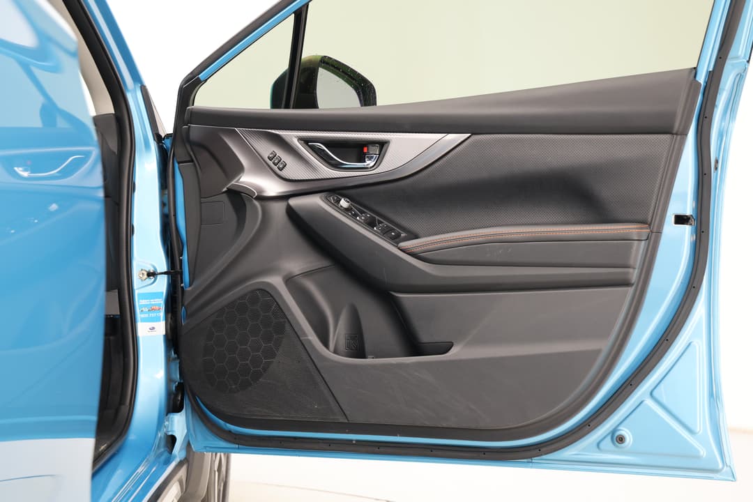 2022 Subaru XV Hybrid S AWD, Automatic, 29478 km, Speaker View