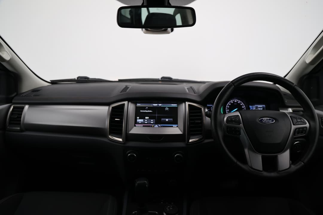 2016 Ford Everest Trend, Automatic, 110287 km, Dashboard View