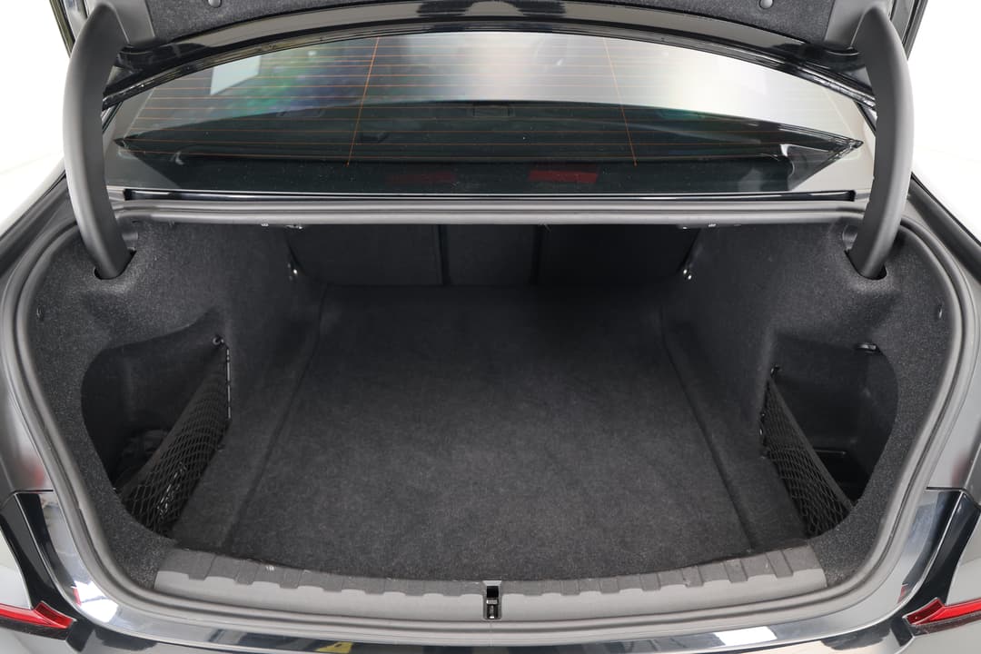 2020 BMW 3 30i M Sport, Automatic, 61565 km, Boot Inside View