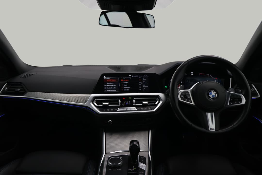 2020 BMW 3 30i M Sport, Automatic, 61565 km, Center Console
