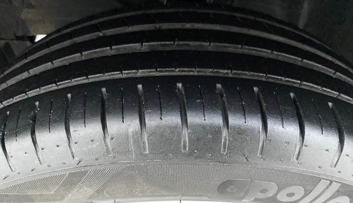 2018 Maruti Baleno ALPHA 1.2 K12, Petrol, Manual, 17,284 km, Left Front Tyre Tread