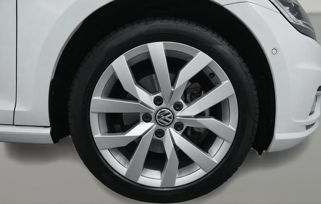 Right Front Wheel