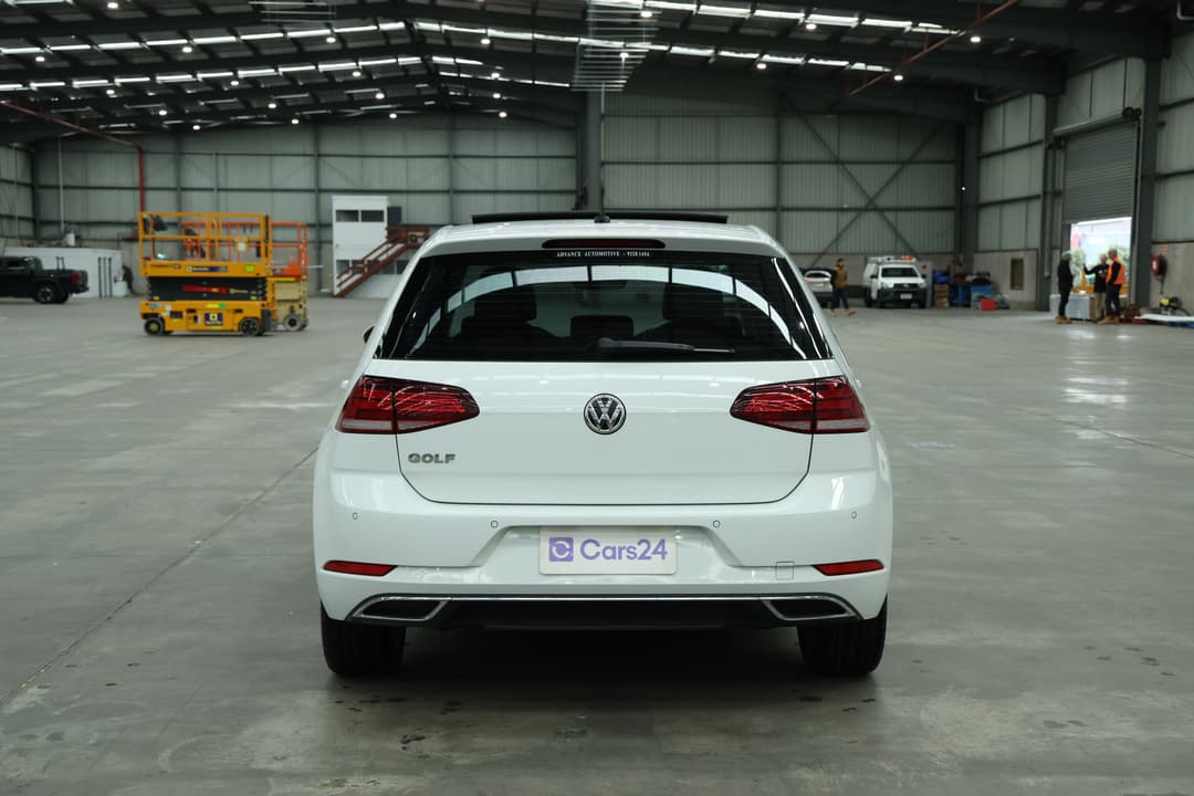 2018 Volkswagen Golf 110 Tsi Highline, Automatic, 41617 km, Back/Rear View