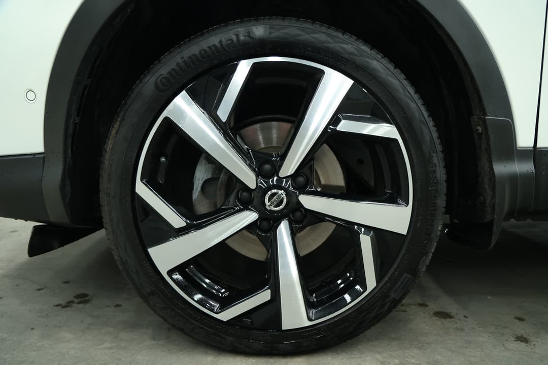 2020 Nissan Qashqai Ti, Automatic, 109660 km, Left Front Wheel