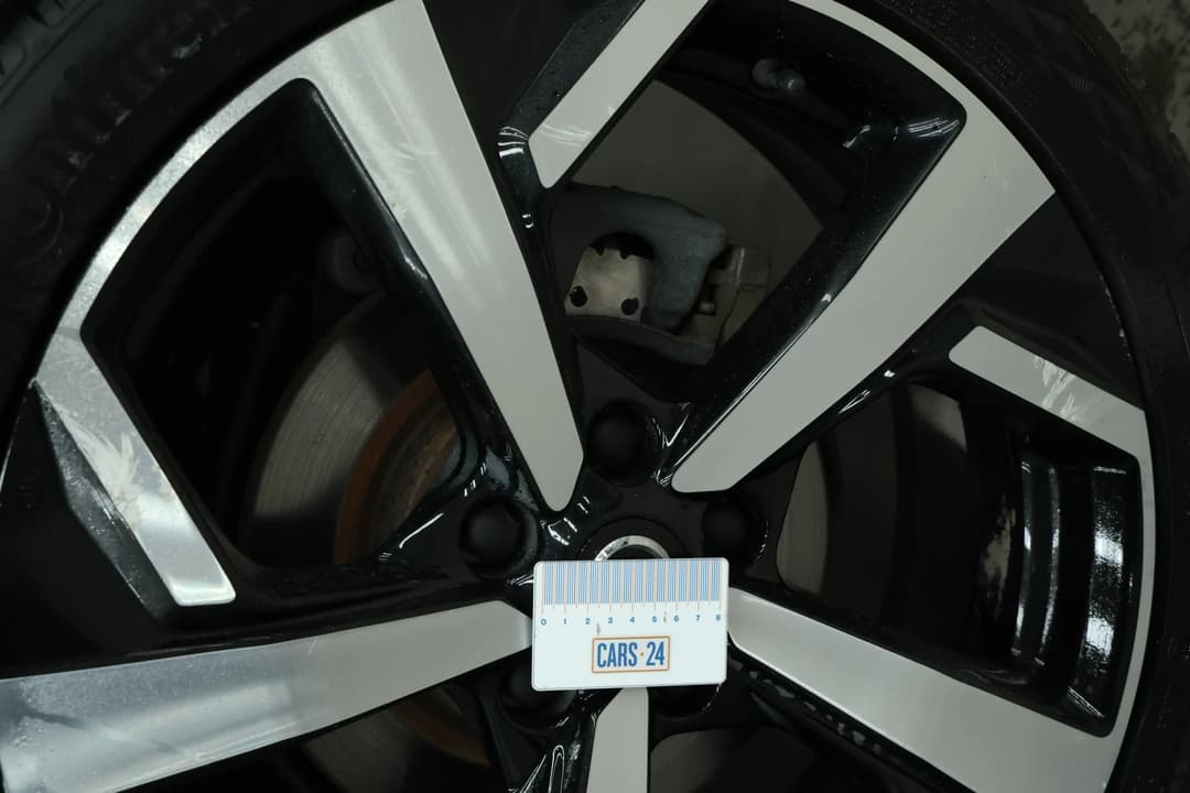 2020 Nissan Qashqai Ti, Automatic, 109660 km, Wheels Rim Front RHS Gutter Rash