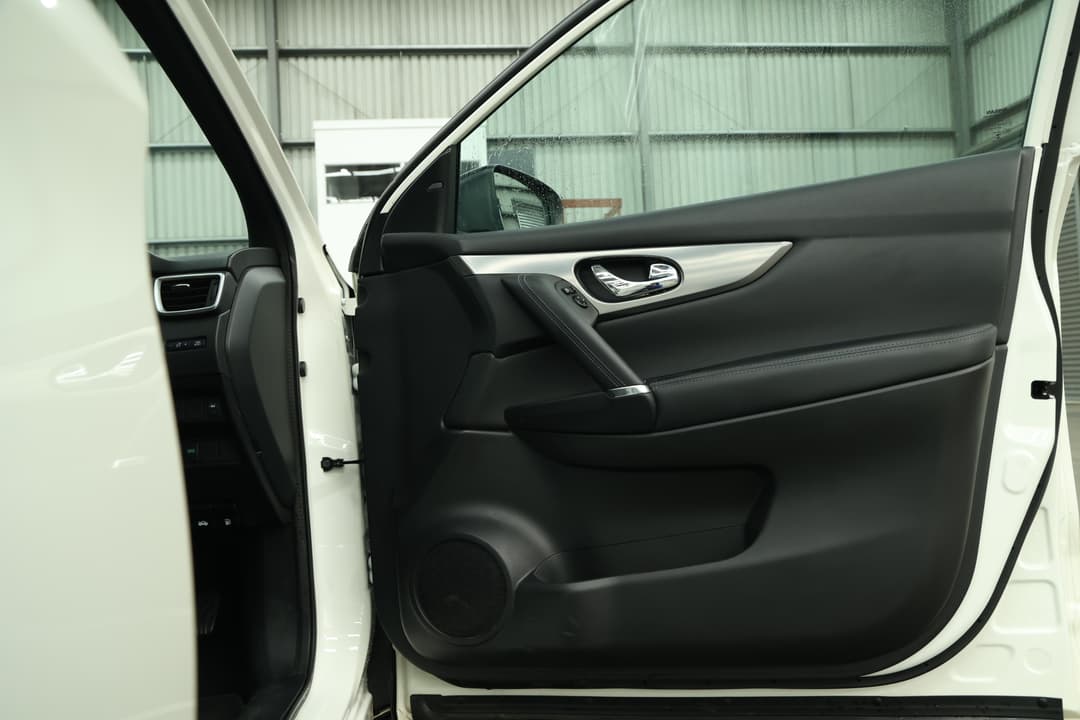2020 Nissan Qashqai Ti, Automatic, 109660 km, Speaker View