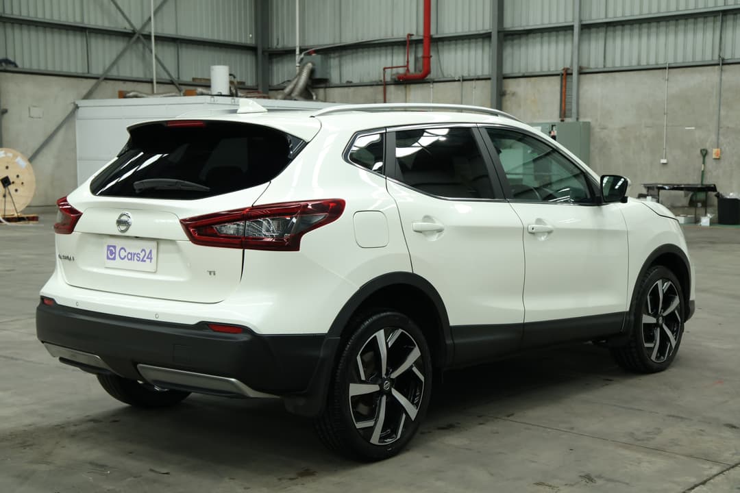 2020 Nissan Qashqai Ti, Automatic, 109660 km, Right Back Diagonal (45- Degree) View