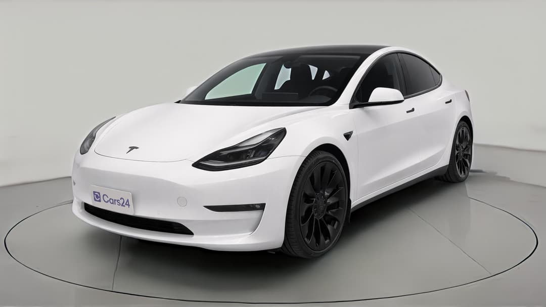 2021 Tesla Model 3 Performance, Automatic, 78643 km, Left Front Diagonal (45- Degree) View