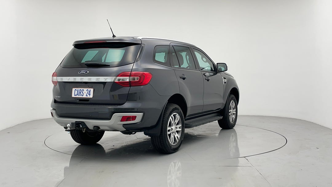 2016 Ford Everest Trend (rwd), Automatic, 89089 km, Right Back Diagonal (45- Degree) View