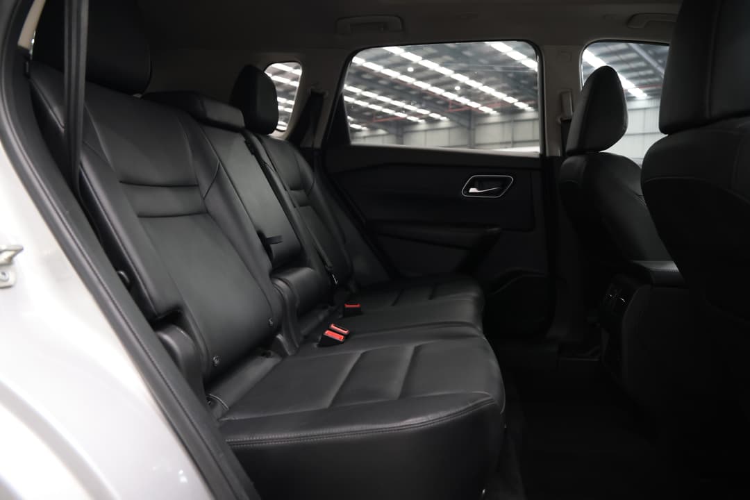 2023 Nissan X-trail Ti (4WD) E-power (hybrid), Automatic, 57144 km, Right Side Rear Door Cabin View